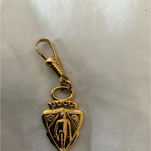 - GUCCI - Picture 2 of 7